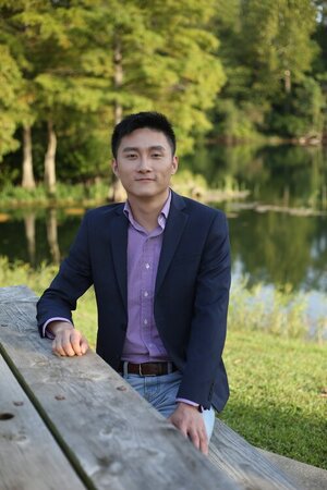 Head shot of Dr. Zhang